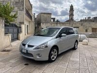 Usata Mitsubishi Grandis Intense 135 CV (99 kW) 2008 Grigio Monovolume