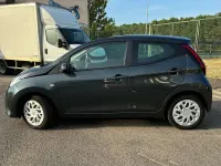 Usata Toyota Aygo X-play 72 CV (52 kW) 2019 Grigio Utilitaria