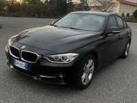 Begagnad BMW 318 Sport Line 143 HK (105 kW) 2013 Sedan