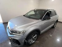 Usata VW T-Roc R-line 150 CV (110 kW) 2022 Argento SUV