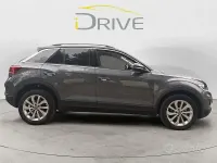 Usata VW T-Roc 110 CV (80 kW) 2022 Grigio SUV