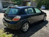 Usata Opel Astra 150 CV (110 kW) 2005 Nero Berlina