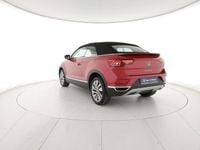 Usata VW T-Roc Cabriolet Style 150 CV (110 kW) 2023 Kings red metallizzato/black Cabrio
