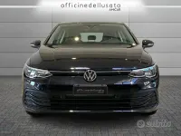 Usata VW Golf VIII Life 116 CV (85 kW) 2023 Berlina
