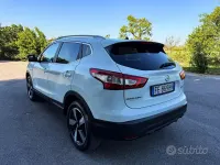 Usata Nissan Qashqai Tekna 110 CV (80 kW) 2016 Bianco SUV