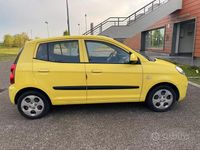 Usata Kia Picanto 60 CV (44 kW) 2009 Giallo Utilitaria