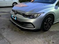 Usata VW Golf VIII Life 110 CV (80 kW) 2020 Argento Berlina
