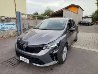 Usata Renault Clio V 101 CV (74 kW) 2024 Grigio Berlina