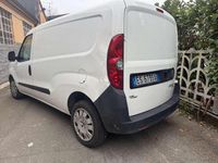 Usata Fiat Doblò Active 105 CV (77 kW) 2014 Bianco Monovolume