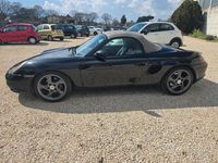 Second-hand Porsche Boxster 220 CP (161 kW) 2000 Negru Cabrio