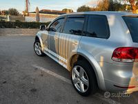 Usata VW Touareg 174 CV (127 kW) 2004 Grigio SUV