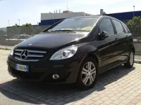 Usata Mercedes B180 Executive 109 CV (80 kW) 2011 Nero Utilitaria
