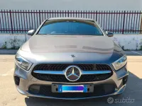 Usata Mercedes A180 136 CV (100 kW) 2019 Grigio Berlina