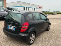 Usata Mercedes A180 109 CV (80 kW) 2008 Nero Berlina