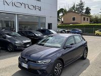 Usata VW Polo Life 95 CV (69 kW) 2025 Smoky grey met Utilitaria