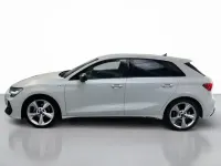 Usata Audi A3 S-Line 150 CV (110 kW) 2025 Bianco ghiacciaio metallizzato Berlina