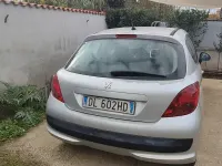 Usata Peugeot 207 70 CV (51 kW) 2007 Grigio Berlina
