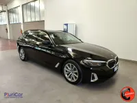 Usata BMW 530e Luxury Line 184 CV (135 kW) 2022 Nero Station wagon