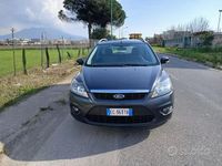 Usata Ford Focus 110 CV (80 kW) 2010 Blu Station wagon