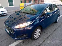 Second-hand Ford Fiesta 80 CP (58 kW) 2015 Albastru Hatchback