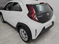 Usata Toyota Aygo X Lounge 72 CV (52 kW) 2023 Bianco SUV