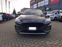 Begagnad Ford Focus Active 125 HK (91 kW) 2022 Grå Kombi