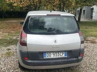 Usata Renault Scénic II Dynamique 106 CV (77 kW) 2006 Monovolume