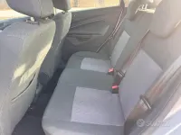 Second-hand Ford Fiesta 96 CP (70 kW) 2011 Argintiu Hatchback
