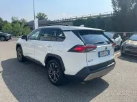 Usata Toyota RAV4 Hybrid 222 CV (163 kW) 2022 Bianco SUV