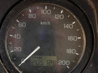 Usata Land Rover Defender 86 CV (63 kW) 2001 Verde SUV