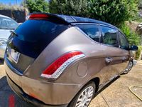 Usata Lancia Delta 200 CV (147 kW) 2011 Utilitaria