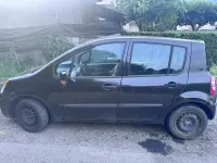 Usata Renault Modus 75 CV (55 kW) 2005 Nero Monovolume