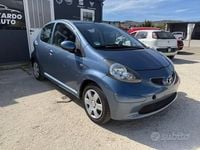 Usata Toyota Aygo 68 CV (50 kW) 2008 Blu Utilitaria