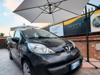 Usata Peugeot 107 68 CV (50 kW) 2008 Nero Utilitaria