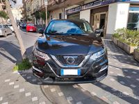 Usata Nissan Qashqai N-Connecta 111 CV (81 kW) 2018 Nero SUV