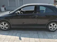 Usata Opel Corsa 69 CV (50 kW) 2005 Nero Utilitaria