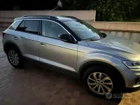 Usata VW T-Roc 116 CV (85 kW) 2025 Grigio SUV