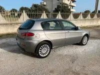 Usata Alfa Romeo 147 120 CV (88 kW) 2010 Grigio Utilitaria