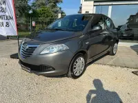 Usata Lancia Ypsilon Silver 69 CV (50 kW) 2012 Grigio Utilitaria
