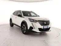 Usata Peugeot 2008 Allure 131 CV (96 kW) 2023 Bianco SUV