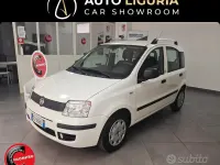 Usata Fiat Panda Active 69 CV (50 kW) 2011 Bianco Utilitaria