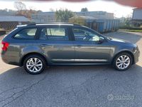 Usata Skoda Octavia Executive 116 CV (85 kW) 2019 Grigio Station wagon