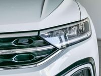 Usata VW T-Roc R-line 150 CV (110 kW) 2023 Pure white nero SUV