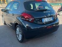 Usata Peugeot 208 Allure 82 CV (60 kW) 2017 Nero Utilitaria