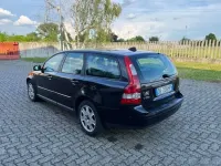 Usata Volvo V50 Kinetic 109 CV (80 kW) 2006 Nero Station wagon