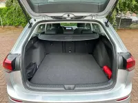 Usata VW Golf VIII Life 131 CV (96 kW) 2023 Grigio Station wagon