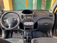 Usata Toyota Yaris Verso Sol 84 CV (61 kW) 2005 Grigio Monovolume