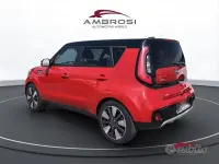 Usata Kia Soul 132 CV (97 kW) 2018 Rosso SUV