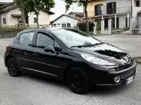 Usata Peugeot 207 95 CV (69 kW) 2008 Nero Berlina