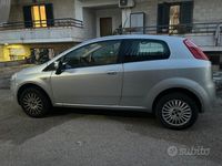 Usata Fiat Grande Punto 77 CV (56 kW) 2009 Grigio Utilitaria